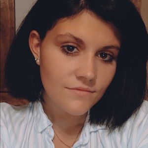 Meet your Posher, Lindsey